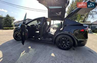 Позашляховик / Кросовер Tesla Model X 2020 в 