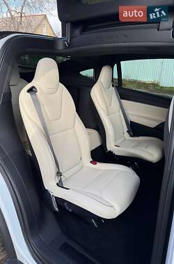 Внедорожник / Кроссовер Tesla Model X 2023 в 
