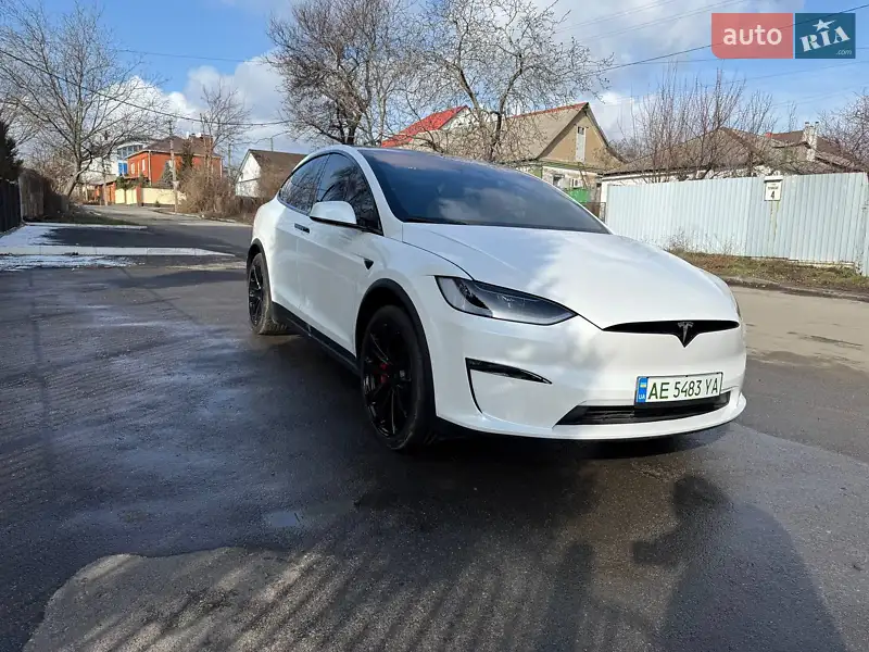 Внедорожник / Кроссовер Tesla Model X 2023 в 