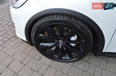 Внедорожник / Кроссовер Tesla Model X 2020 в 