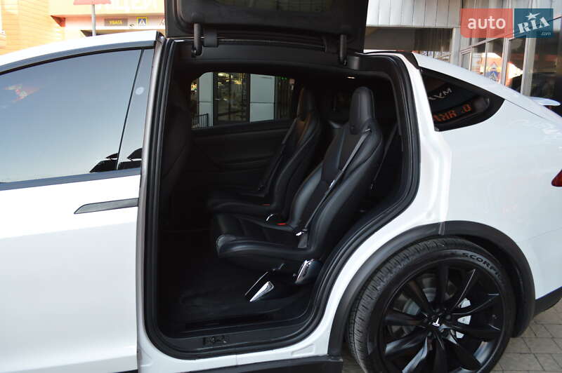 Внедорожник / Кроссовер Tesla Model X 2020 в Львове