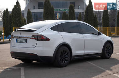 Позашляховик / Кросовер Tesla Model X 2016 в 