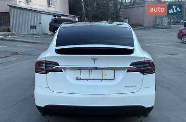 Позашляховик / Кросовер Tesla Model X 2020 в 