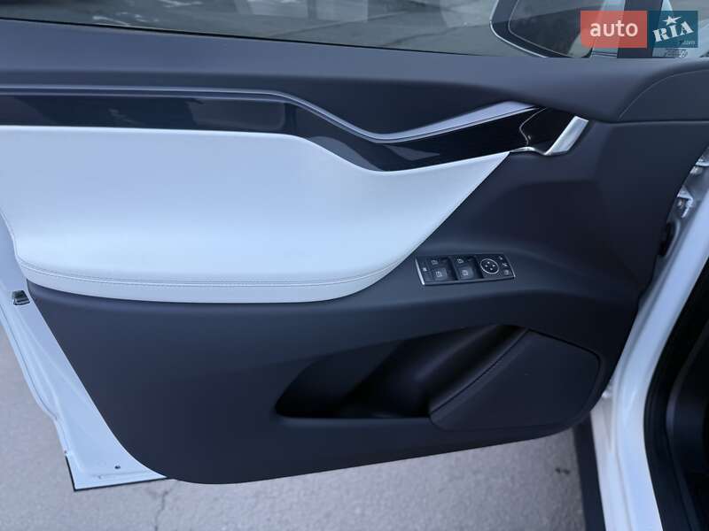 Позашляховик / Кросовер Tesla Model X 2020 в Харкові