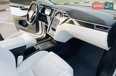 Внедорожник / Кроссовер Tesla Model X 2016 в 