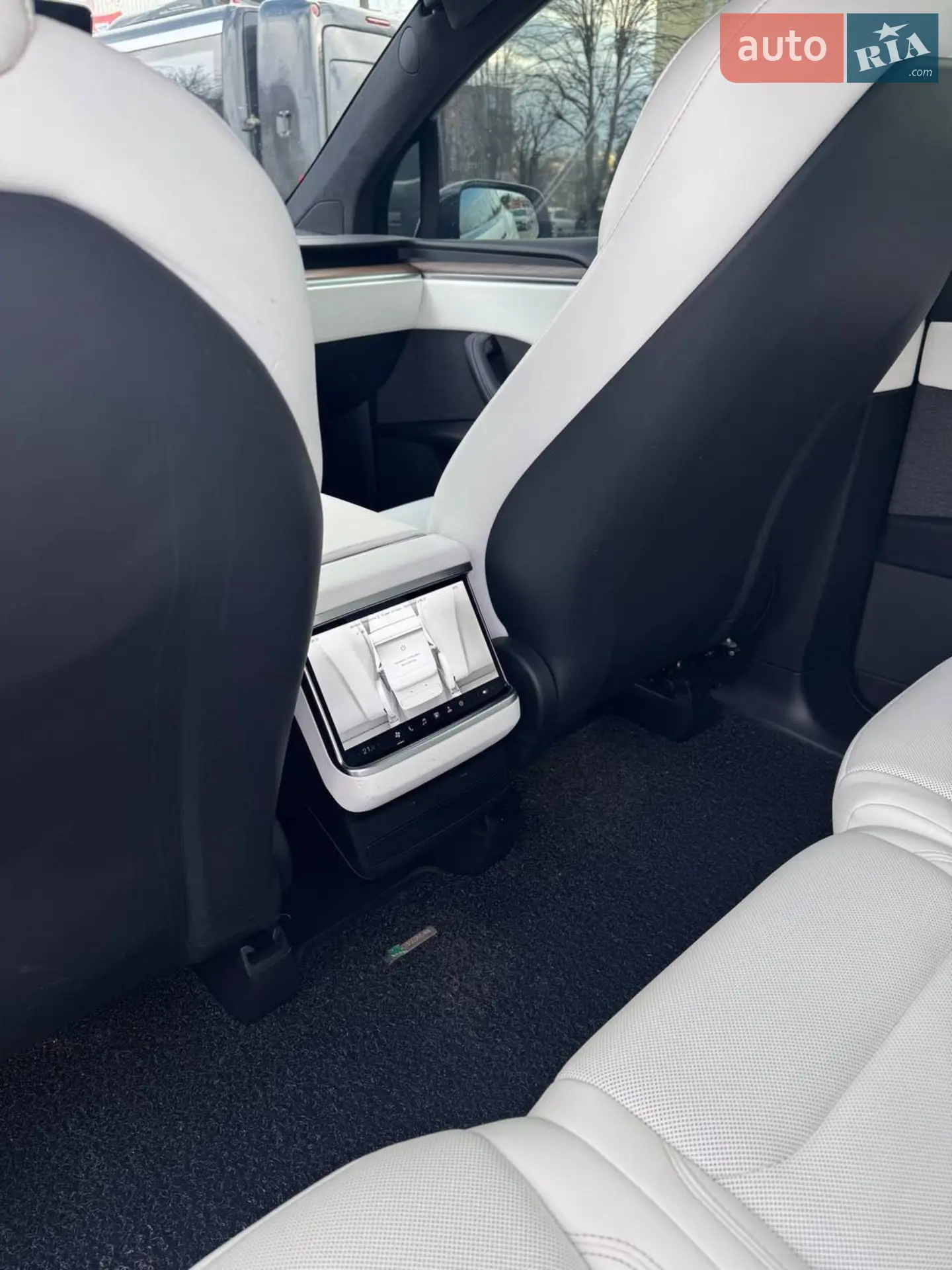 2023 Tesla Model X - мініатюра 23