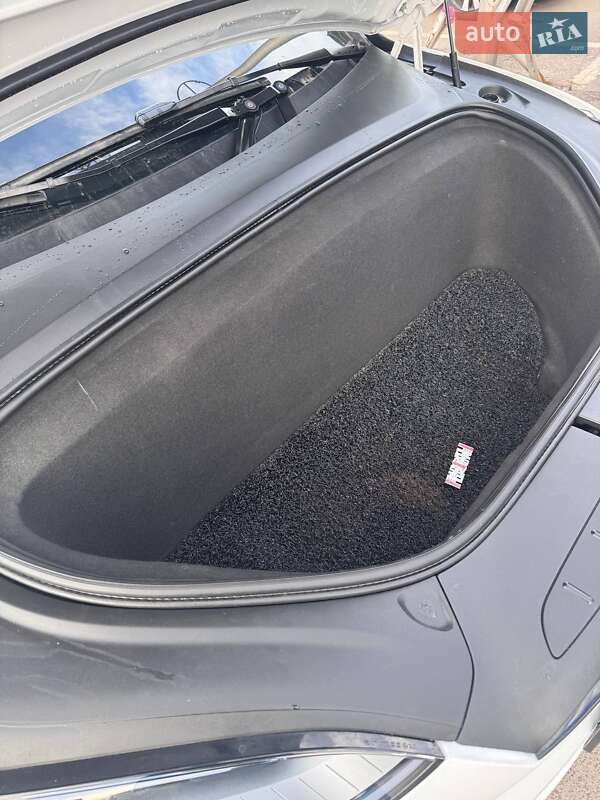 Позашляховик / Кросовер Tesla Model X 2023 в Львові