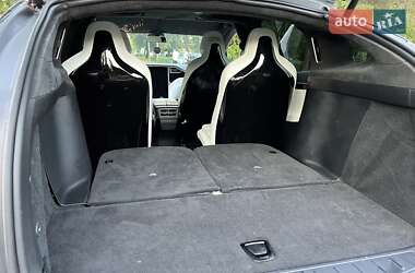 Внедорожник / Кроссовер Tesla Model X 2017 в 