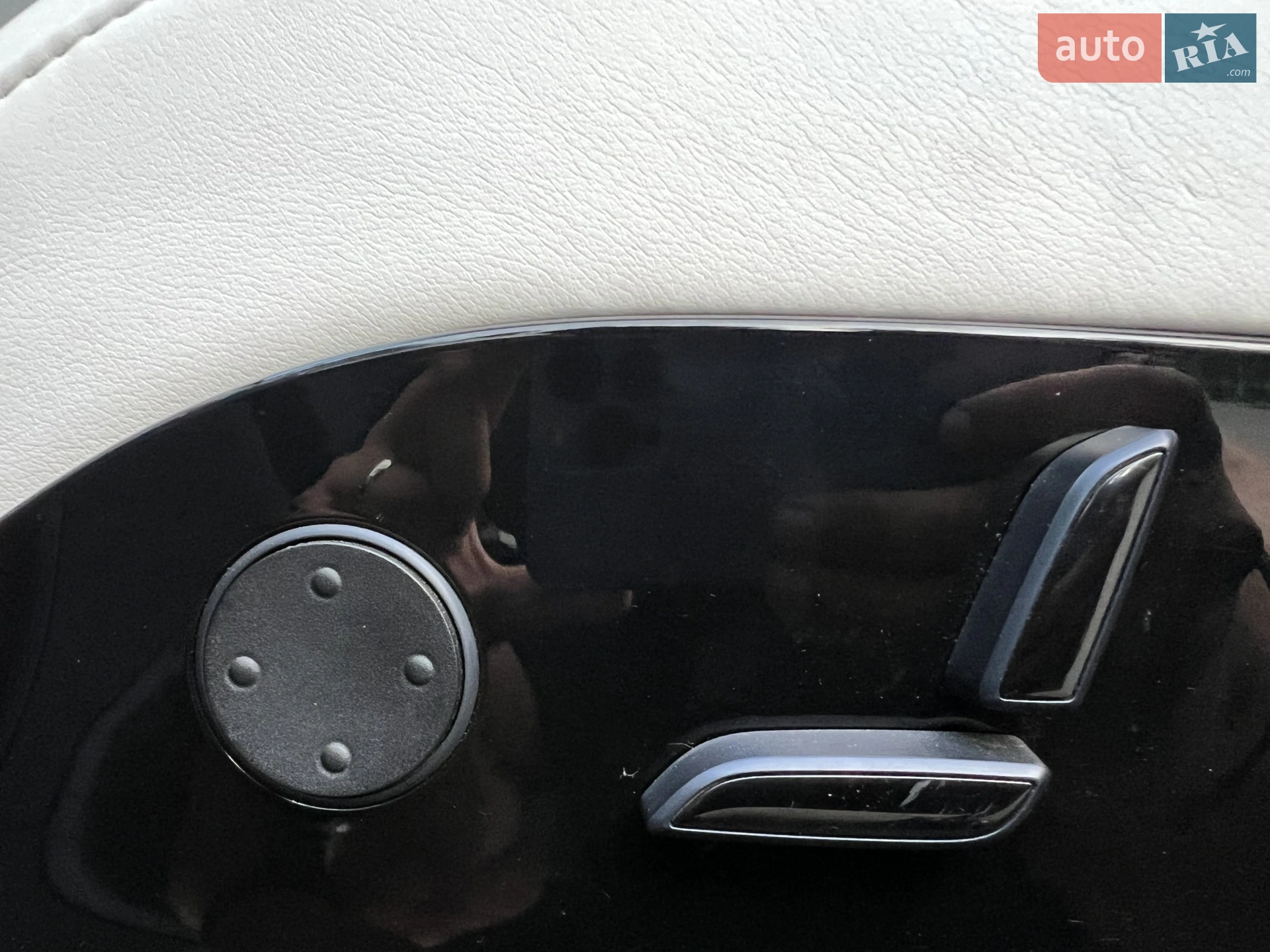 2017 Tesla Model X - мініатюра 29