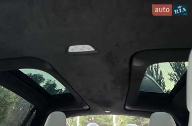 Внедорожник / Кроссовер Tesla Model X 2017 в 