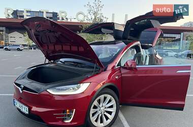 Внедорожник / Кроссовер Tesla Model X 2017 в 