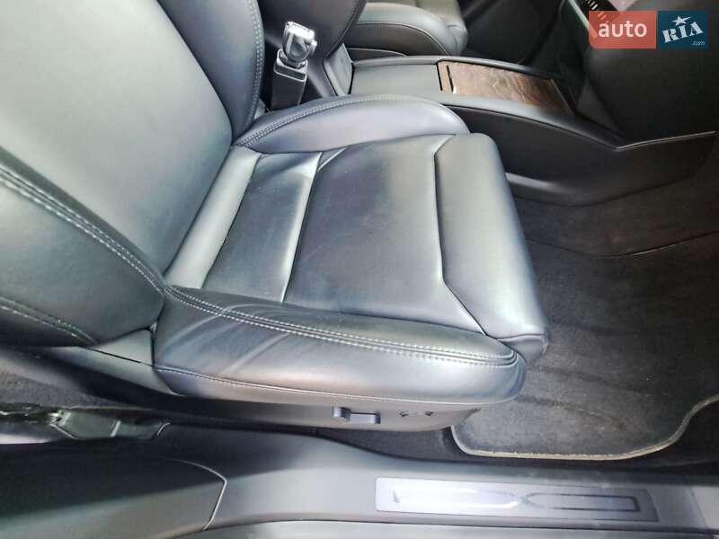 Позашляховик / Кросовер Tesla Model X 2018 в Вінниці
