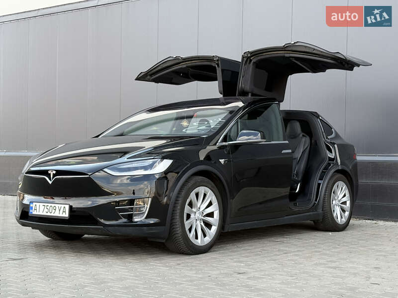 Позашляховик / Кросовер Tesla Model X 2019 в Києві