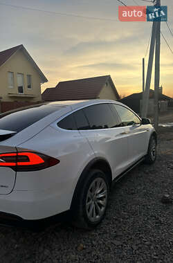 Позашляховик / Кросовер Tesla Model X 2016 в Ірпені