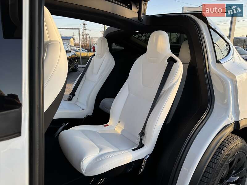 Позашляховик / Кросовер Tesla Model X 2020 в Чернівцях фото 24 Позашляховик / Кросовер Tesla Model X 2020 в Чернівцях