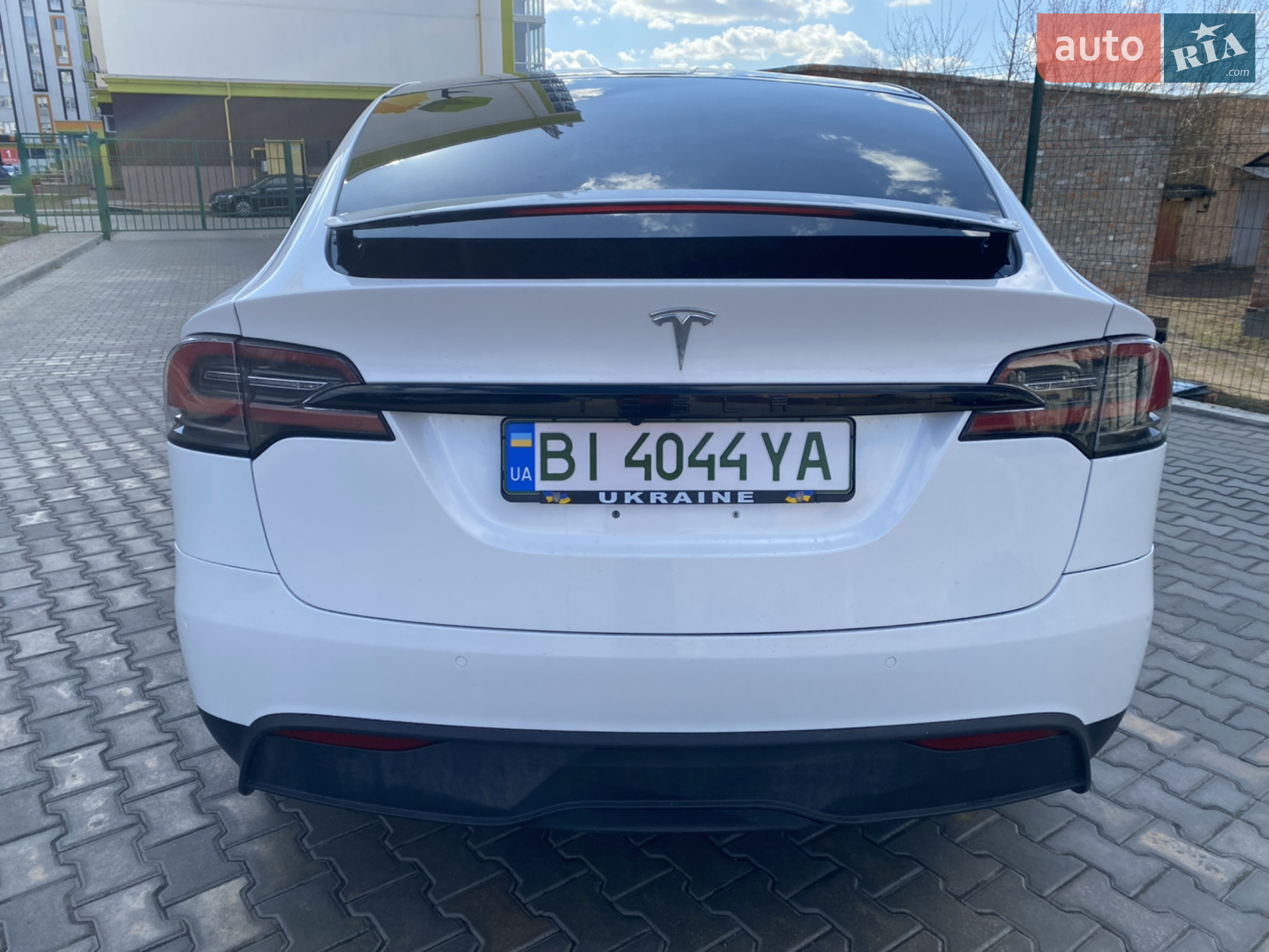 2021 Tesla Model X - мініатюра 8