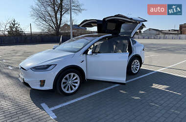 Позашляховик / Кросовер Tesla Model X 2020 в 