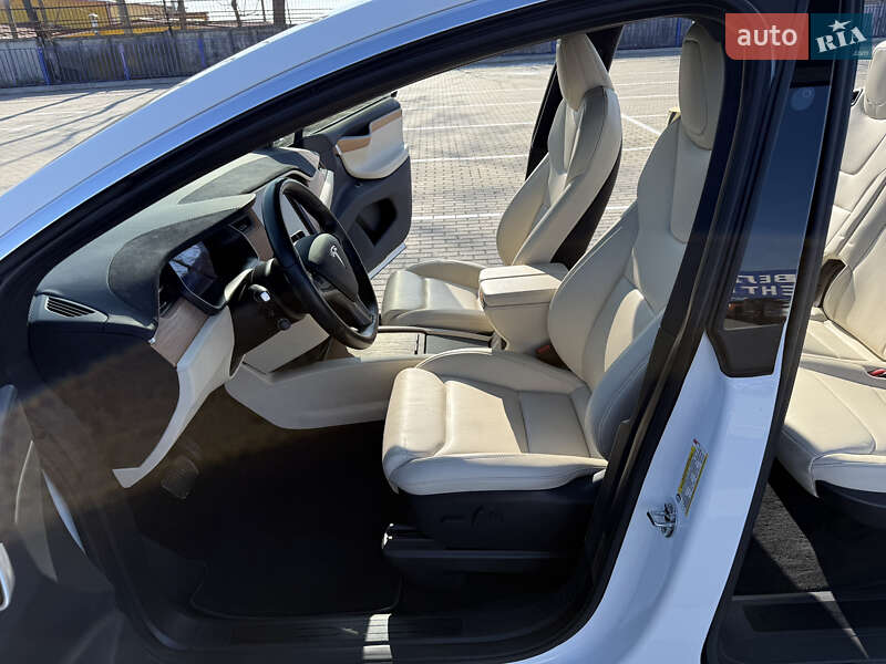 Внедорожник / Кроссовер Tesla Model X 2020 в Тернополе