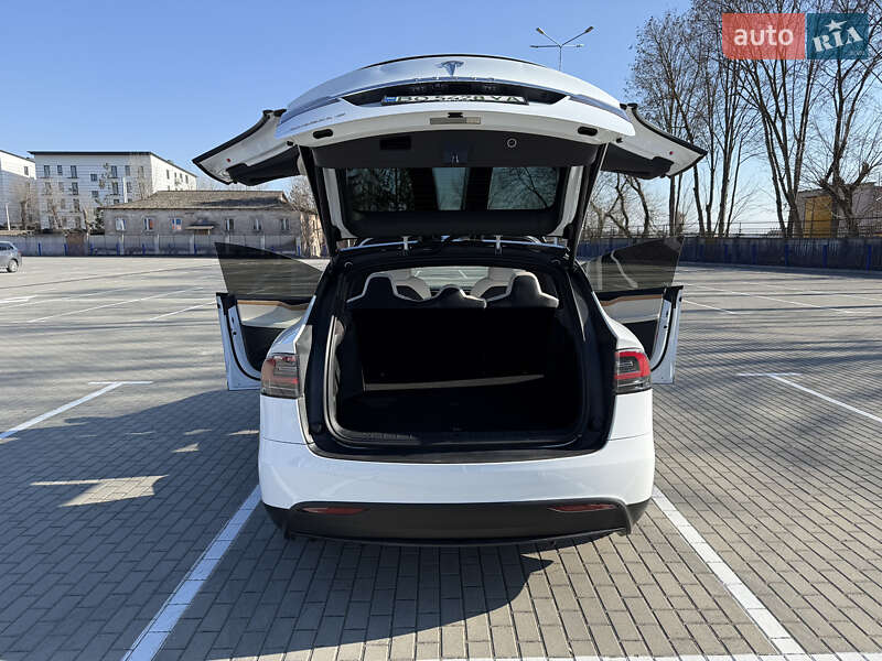 Внедорожник / Кроссовер Tesla Model X 2020 в Тернополе