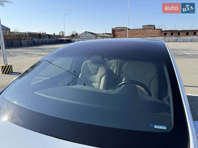 Внедорожник / Кроссовер Tesla Model X 2020 в Тернополе