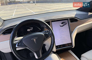 Позашляховик / Кросовер Tesla Model X 2020 в 