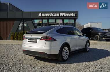 Внедорожник / Кроссовер Tesla Model X 2017 в 