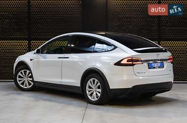 Внедорожник / Кроссовер Tesla Model X 2017 в 