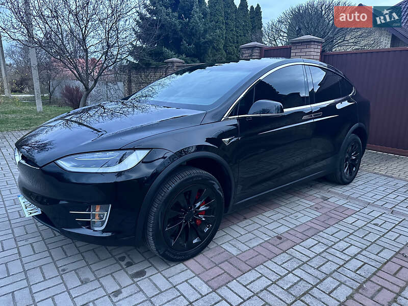 Позашляховик / Кросовер Tesla Model X 2018 в Хмельницькому