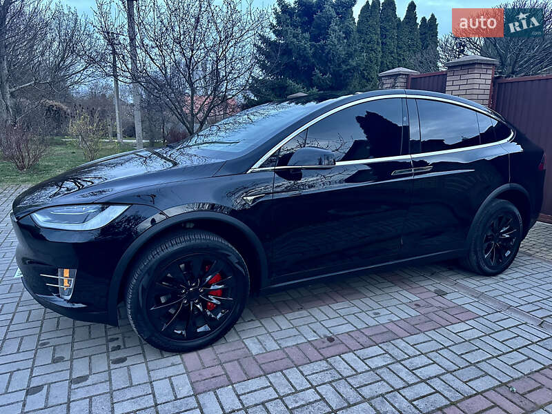 Позашляховик / Кросовер Tesla Model X 2018 в Хмельницькому
