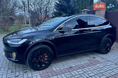 Внедорожник / Кроссовер Tesla Model X 2018 в 