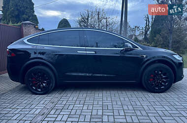 Внедорожник / Кроссовер Tesla Model X 2018 в 