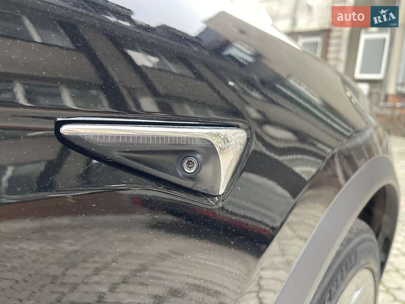 Позашляховик / Кросовер Tesla Model X 2019 в Києві фото 13 Позашляховик / Кросовер Tesla Model X 2019 в Києві