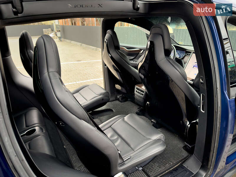Внедорожник / Кроссовер Tesla Model X 2016 в Львове