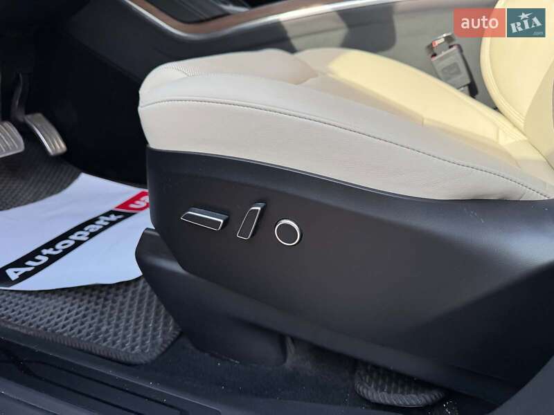 Внедорожник / Кроссовер Tesla Model X 2022 в Запорожье