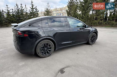 Позашляховик / Кросовер Tesla Model X 2017 в 