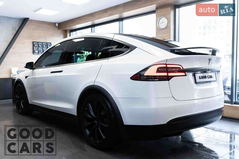 Позашляховик / Кросовер Tesla Model X 2017 в Одесі