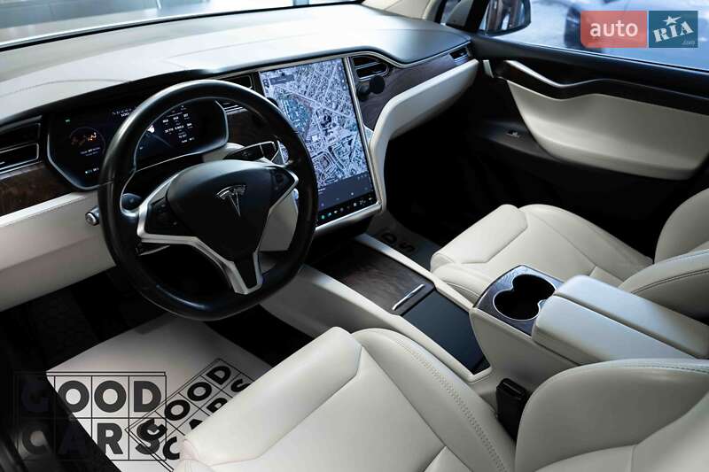 Позашляховик / Кросовер Tesla Model X 2017 в Одесі