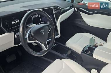 Внедорожник / Кроссовер Tesla Model X 2017 в 