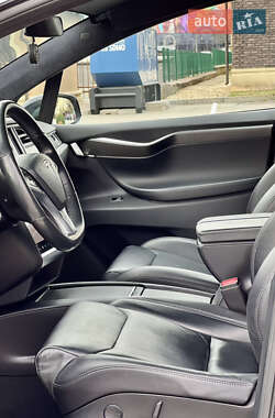 Внедорожник / Кроссовер Tesla Model X 2018 в 