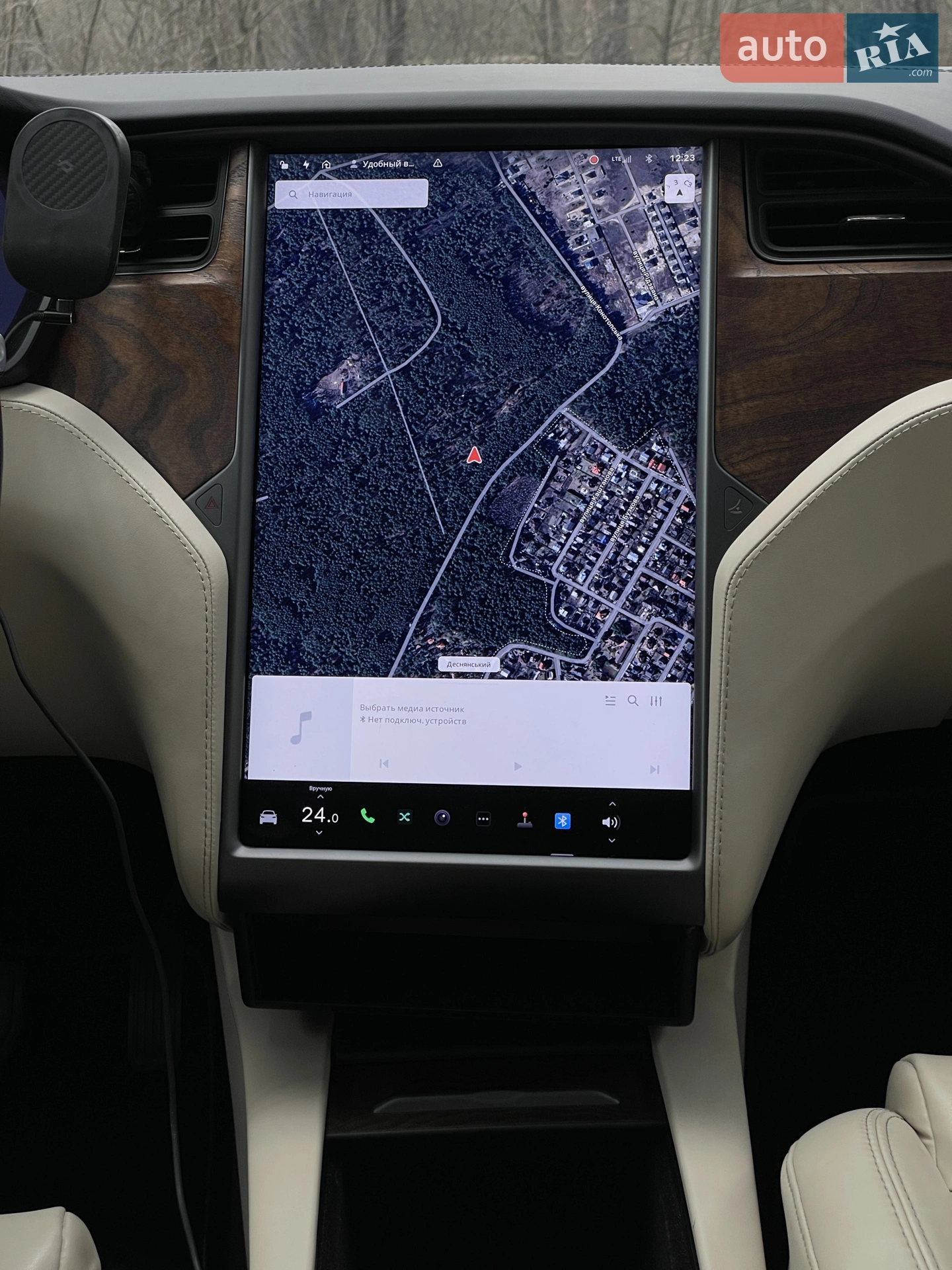 2020 Tesla Model X - мініатюра 17