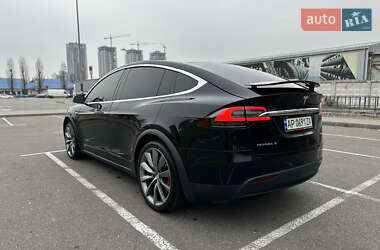Внедорожник / Кроссовер Tesla Model X 2015 в 