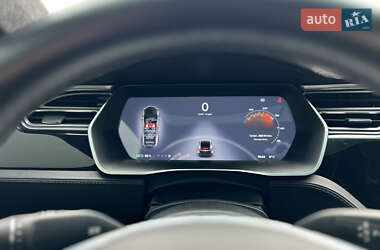 Внедорожник / Кроссовер Tesla Model X 2015 в 