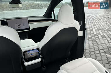 Позашляховик / Кросовер Tesla Model X 2022 в 