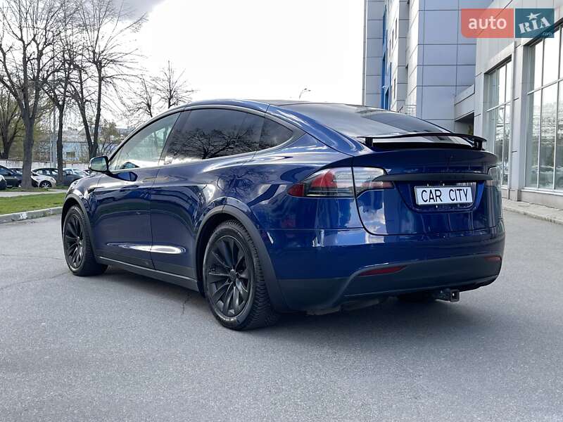 Внедорожник / Кроссовер Tesla Model X 2019 в Киеве