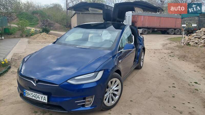 Внедорожник / Кроссовер Tesla Model X 2016 в Одессе