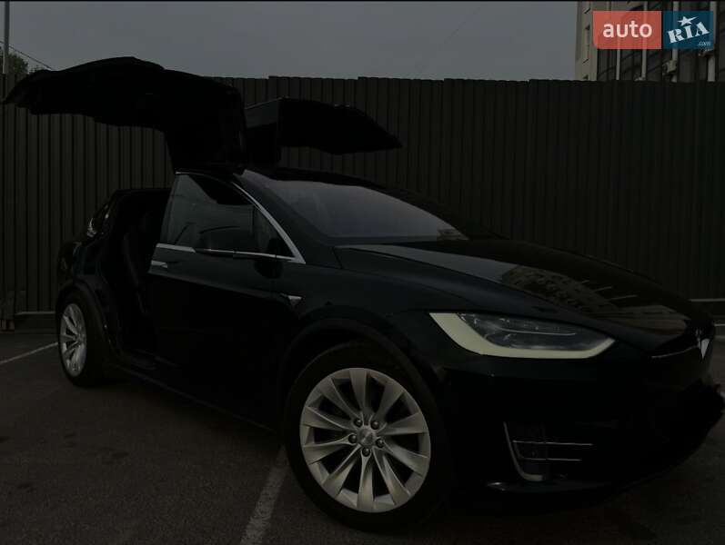 Позашляховик / Кросовер Tesla Model X 2017 в Житомирі фото 12 Позашляховик / Кросовер Tesla Model X 2017 в Житомирі