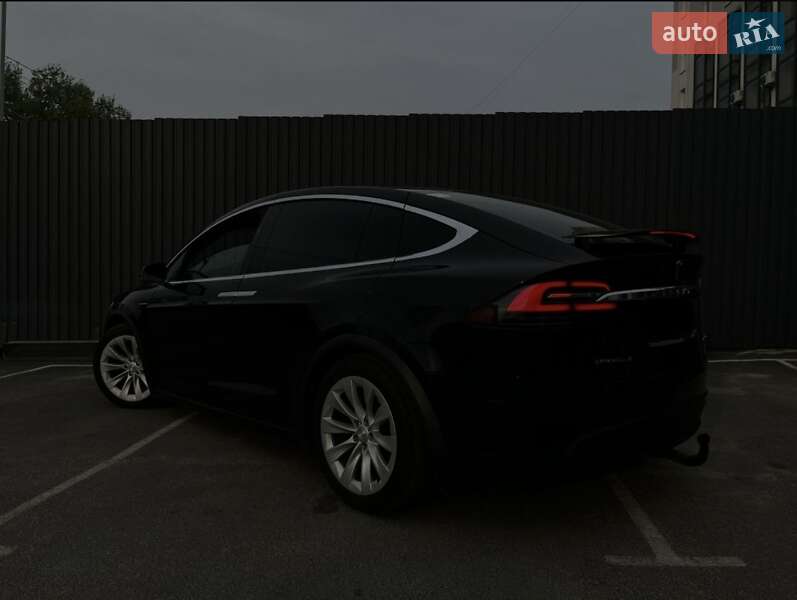 Позашляховик / Кросовер Tesla Model X 2017 в Житомирі фото 11 Позашляховик / Кросовер Tesla Model X 2017 в Житомирі