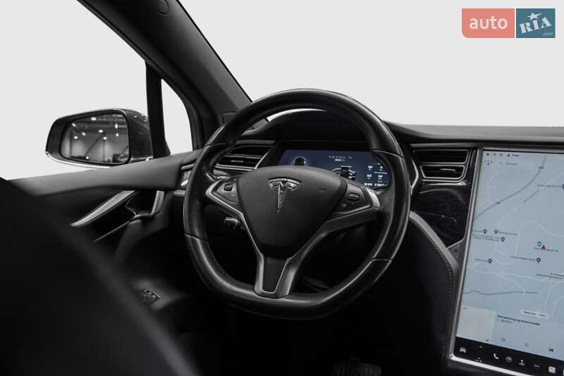Позашляховик / Кросовер Tesla Model X 2017 в Житомирі фото 17 Позашляховик / Кросовер Tesla Model X 2017 в Житомирі