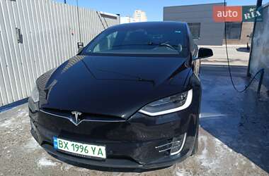 Внедорожник / Кроссовер Tesla Model X 2017 в 
