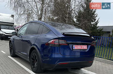 Позашляховик / Кросовер Tesla Model X 2020 в 